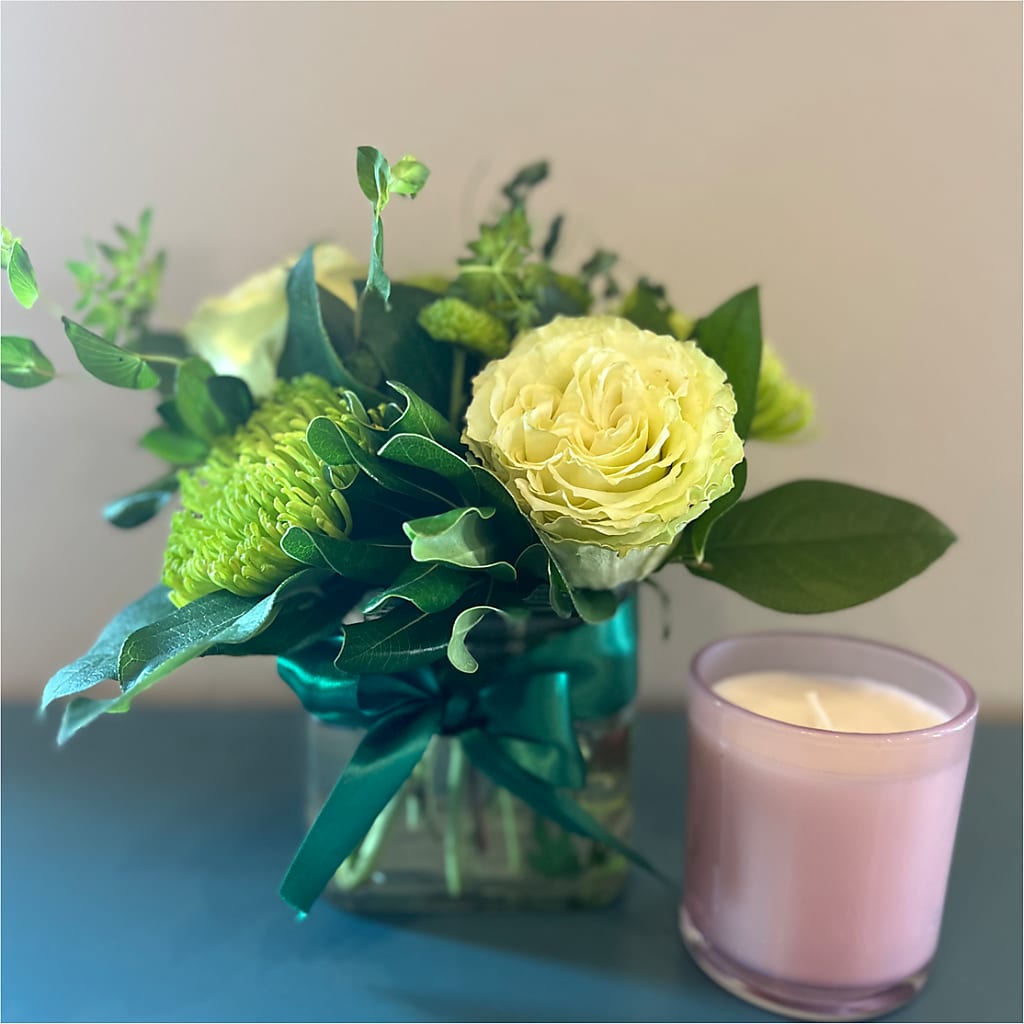 Emerald Forest Bouquet – EASTON'S FLOWERS, Mount Vernon IL
