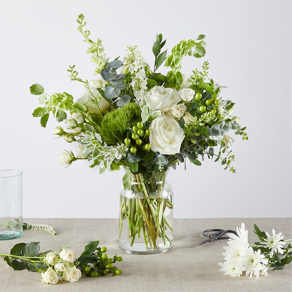 Irish Garden - A Florist Original – EASTON'S FLOWERS, Mount Vernon IL