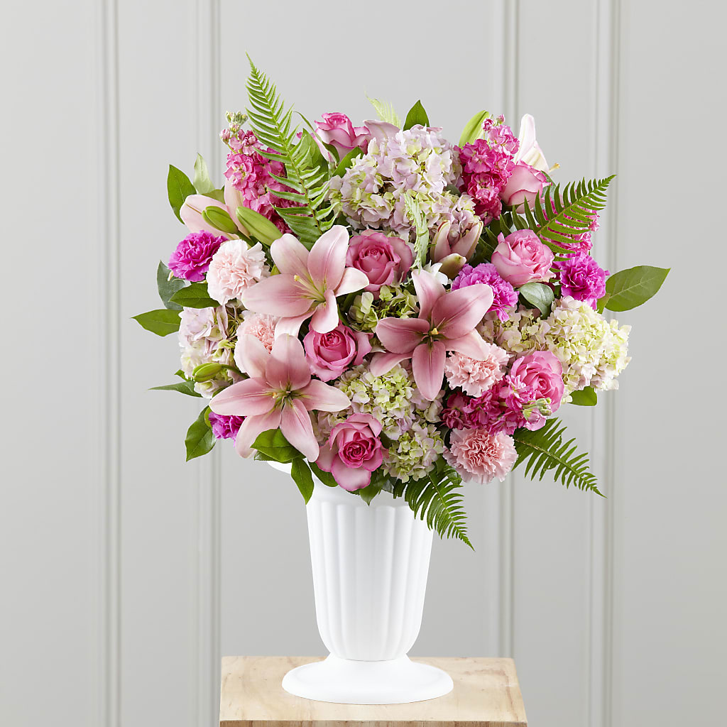 Never-Ending Love Arrangement – EASTON'S FLOWERS, Mount Vernon IL