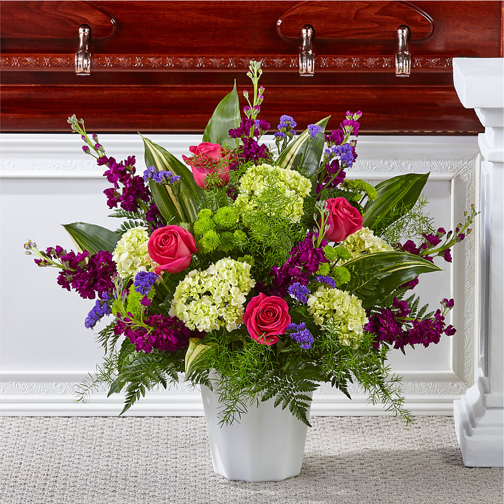 Beautiful Horizons Floor Basket – EASTON'S FLOWERS, Mount Vernon IL