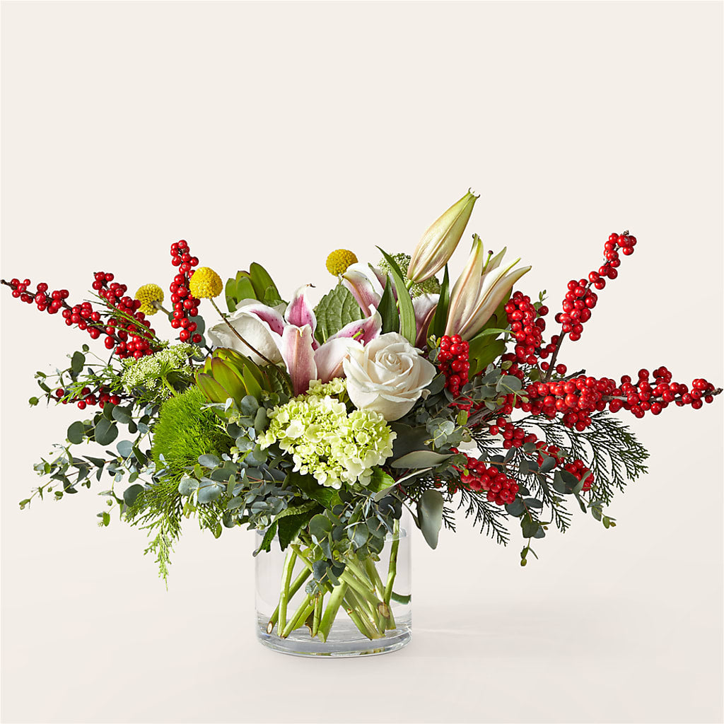 Berry & Bright Bouquet – EASTON'S FLOWERS, Mount Vernon IL