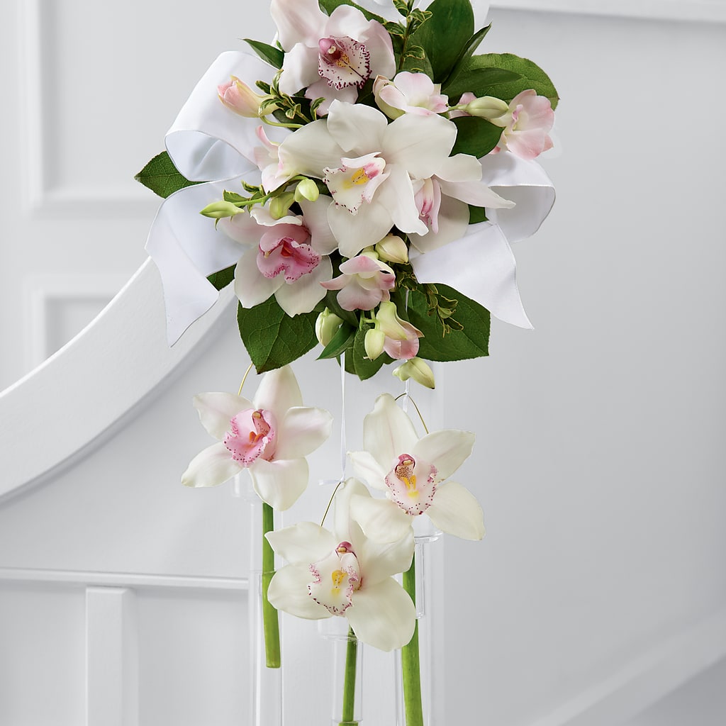 Perfect Entrance Pew Arrangement – EASTON'S FLOWERS, Mount Vernon IL
