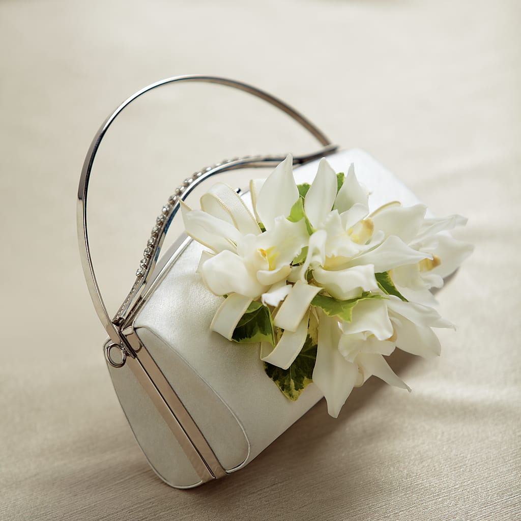 White Purse Decor – EASTON'S FLOWERS, Mount Vernon IL