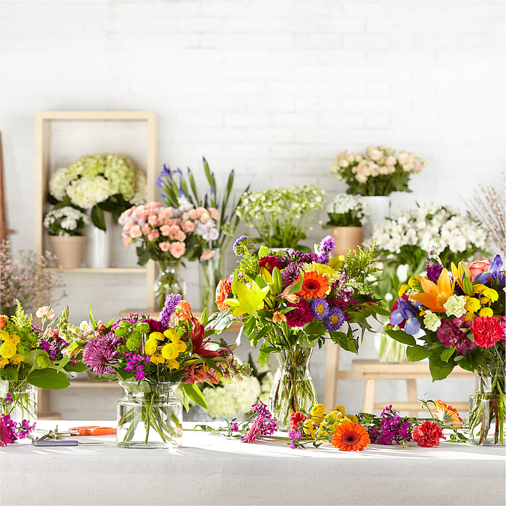 Bold & Bright – A Florist Original – EASTON'S FLOWERS, Mount Vernon IL