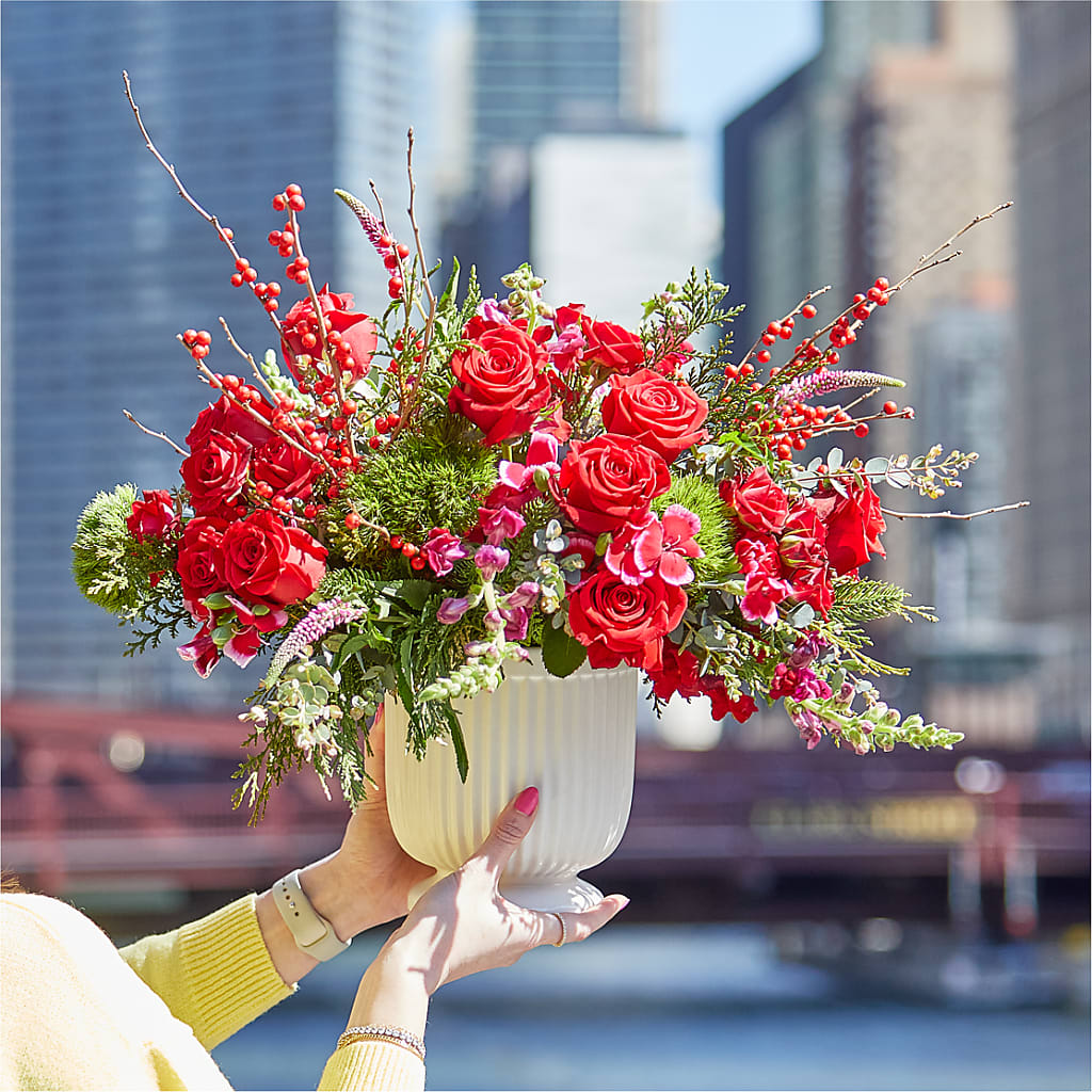 Big Red Bow Bouquet – EASTON'S FLOWERS, Mount Vernon IL