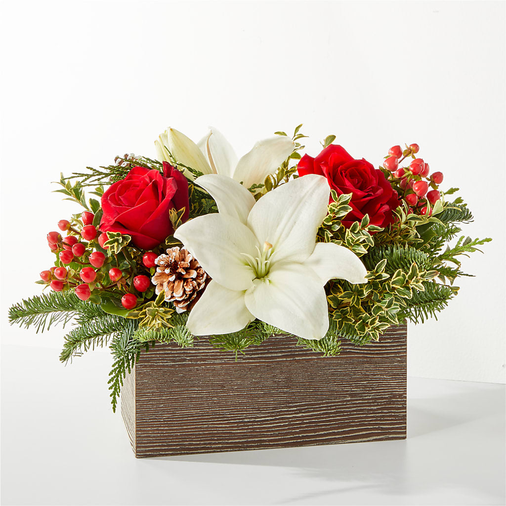 Snowy Wonderland Bouquet – EASTON'S FLOWERS, Mount Vernon IL