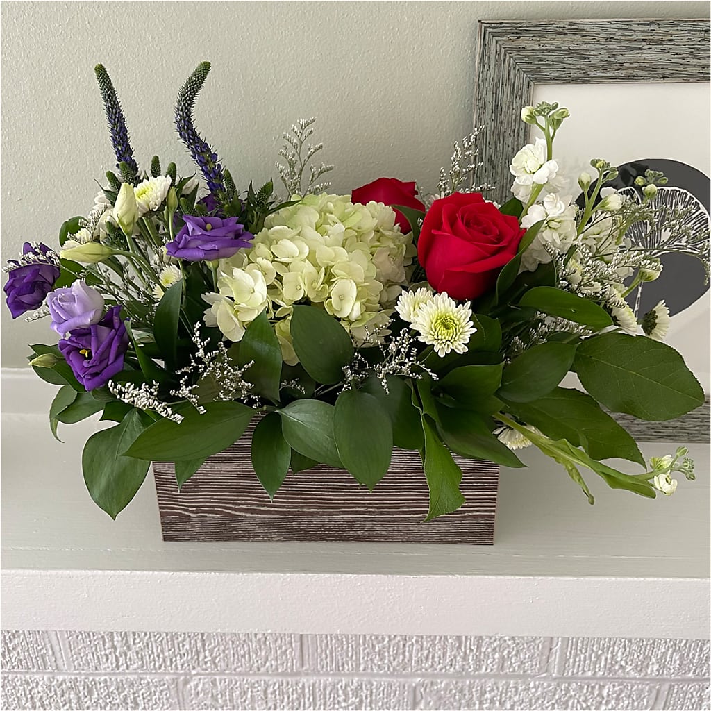 Sweet Magnolia Bouquet – EASTON'S FLOWERS, Mount Vernon IL