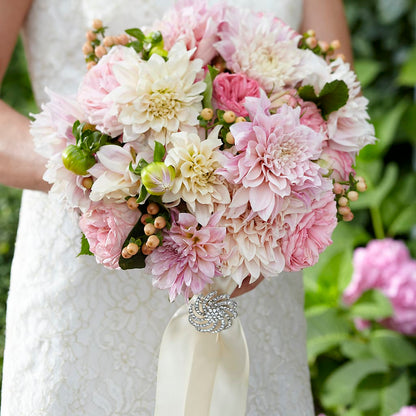 Heart's Promise Bouquet – EASTON'S FLOWERS, Mount Vernon IL
